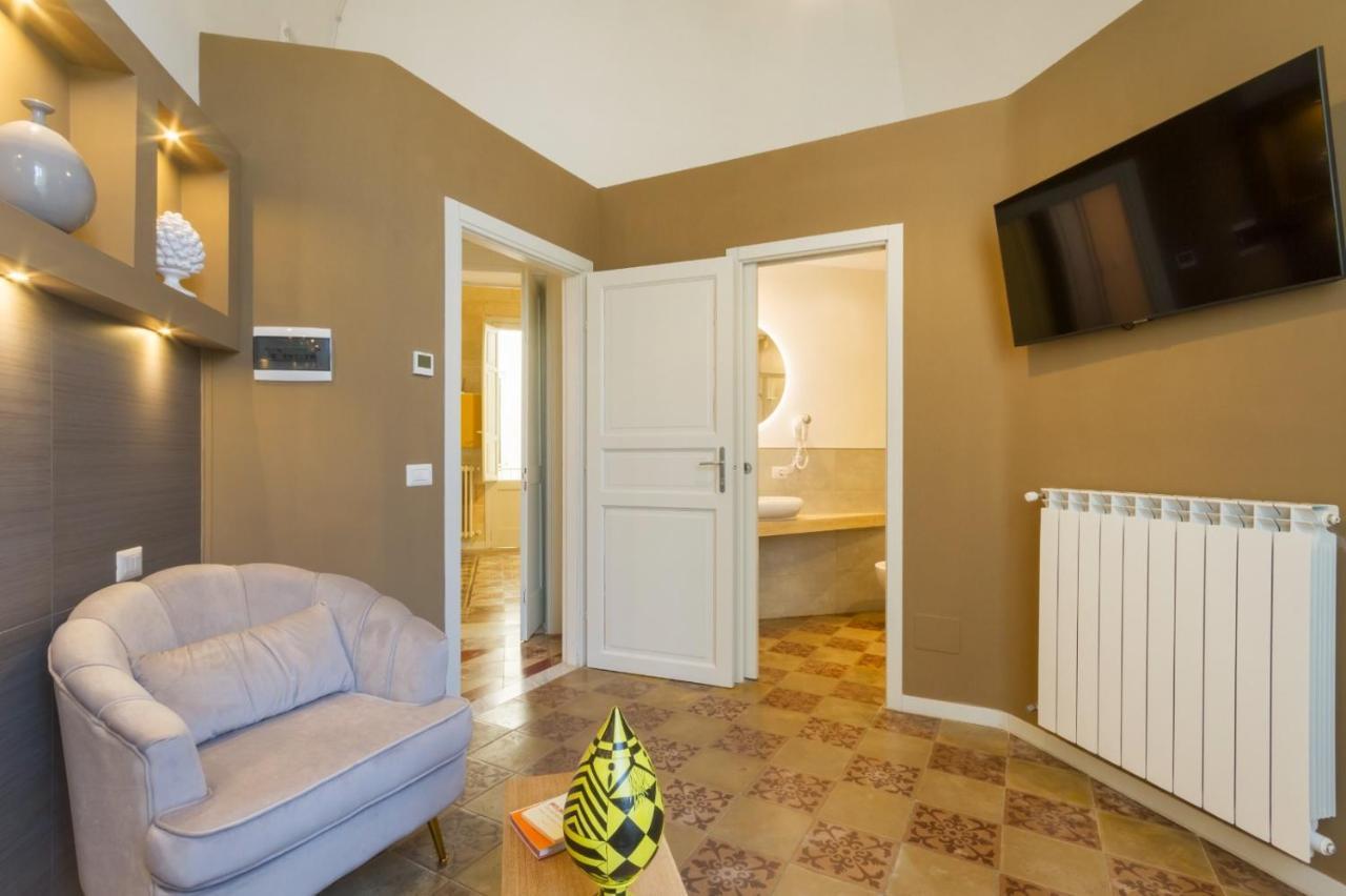 Reluxe Private Wellness Bed & Breakfast Lecce Bagian luar foto