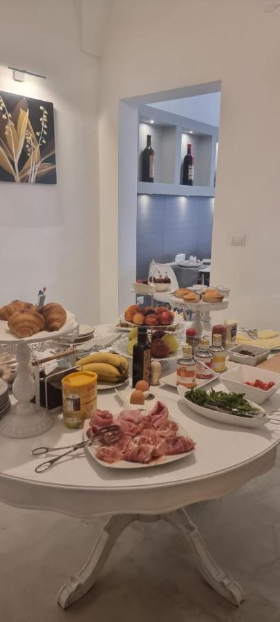Reluxe Private Wellness Bed & Breakfast Lecce Bagian luar foto