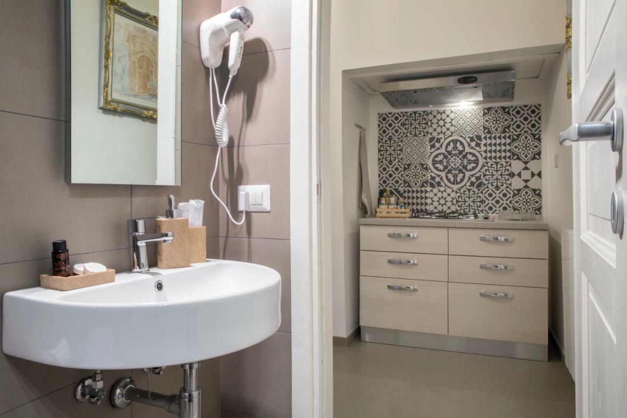 Reluxe Private Wellness Bed & Breakfast Lecce Bagian luar foto