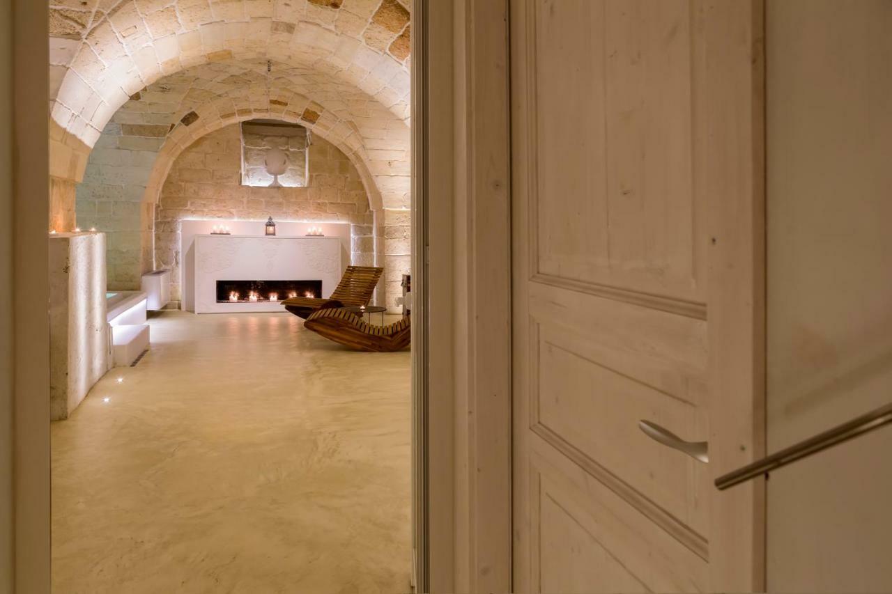 Reluxe Private Wellness Bed & Breakfast Lecce Bagian luar foto